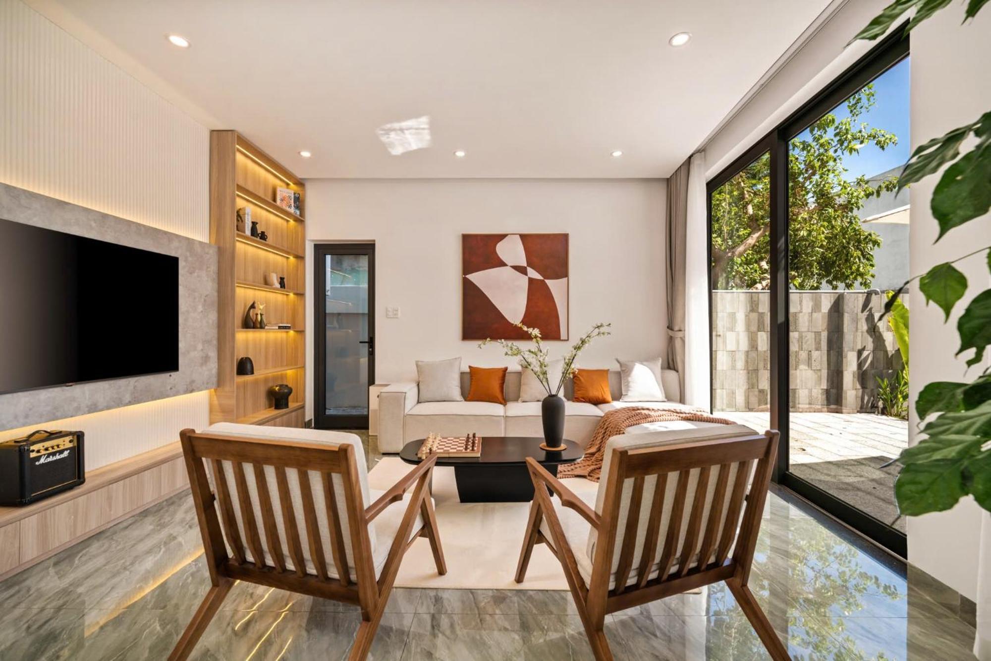Villa Luxurious 500m Villa, Private Pool, 300m To Beach