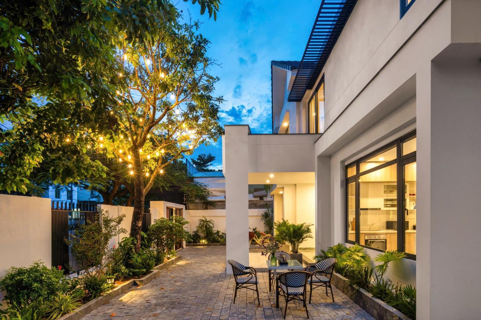 Luxurious 500m Villa, Private Pool, 300m To Beach Villa